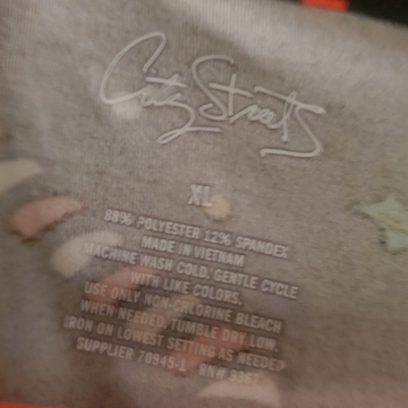 3/4 sleeve candy cane dress.🍒 - Picture 5 of 8